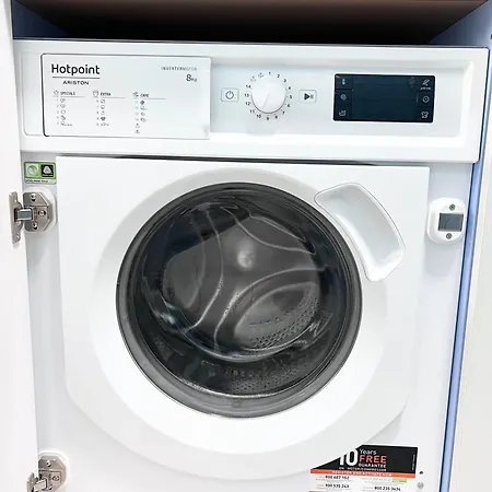 Vivo & Pool Access - Free Parking アパート *