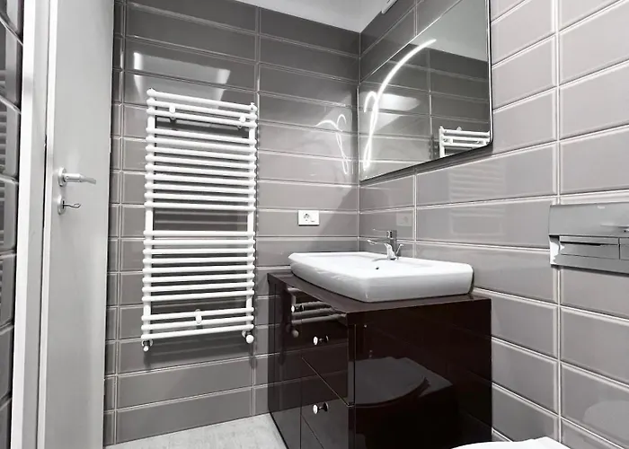 アパート Vivo & Pool Access - Free Parking コンスタンツァ