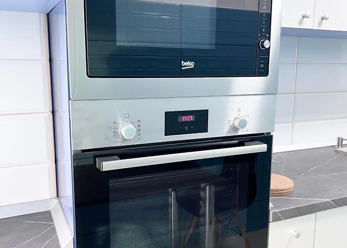 Vivo & Pool Access - Free Parking * コンスタンツァ