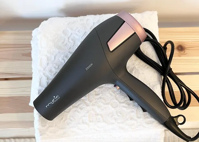 Apartman Vivo & Pool Access - Free Parking *