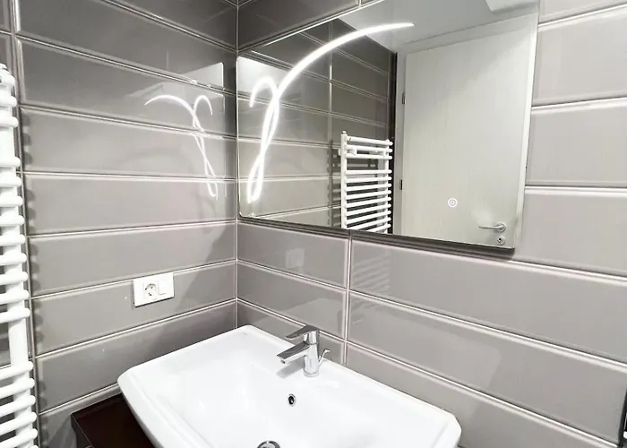 Apartman Vivo & Pool Access - Free Parking Konstanca